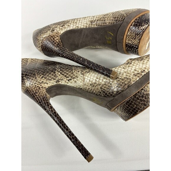 Brian Atwood Florencia Platform Heels Snake Print Brown Tan 8 Open Peep Toe - Picture 11 of 13